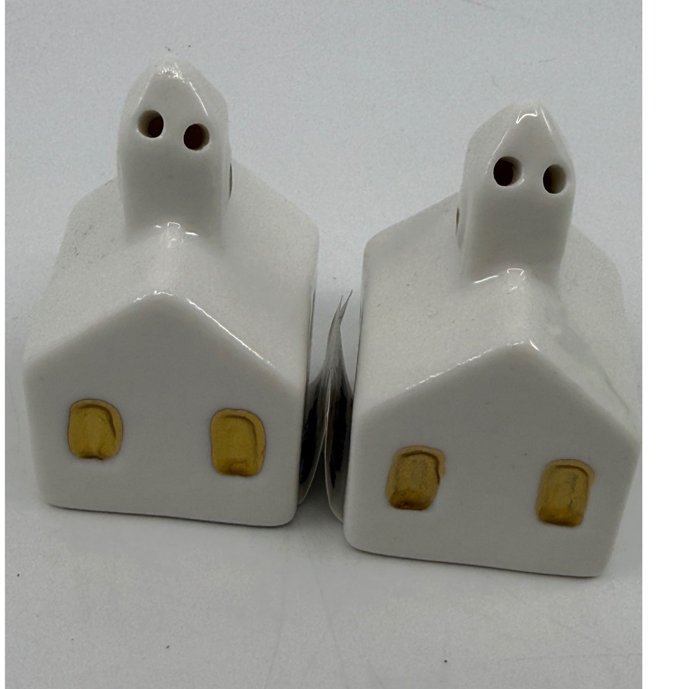 Cracker Barrel White Gold Ceramic Church Salt Shakers 886979 NEW